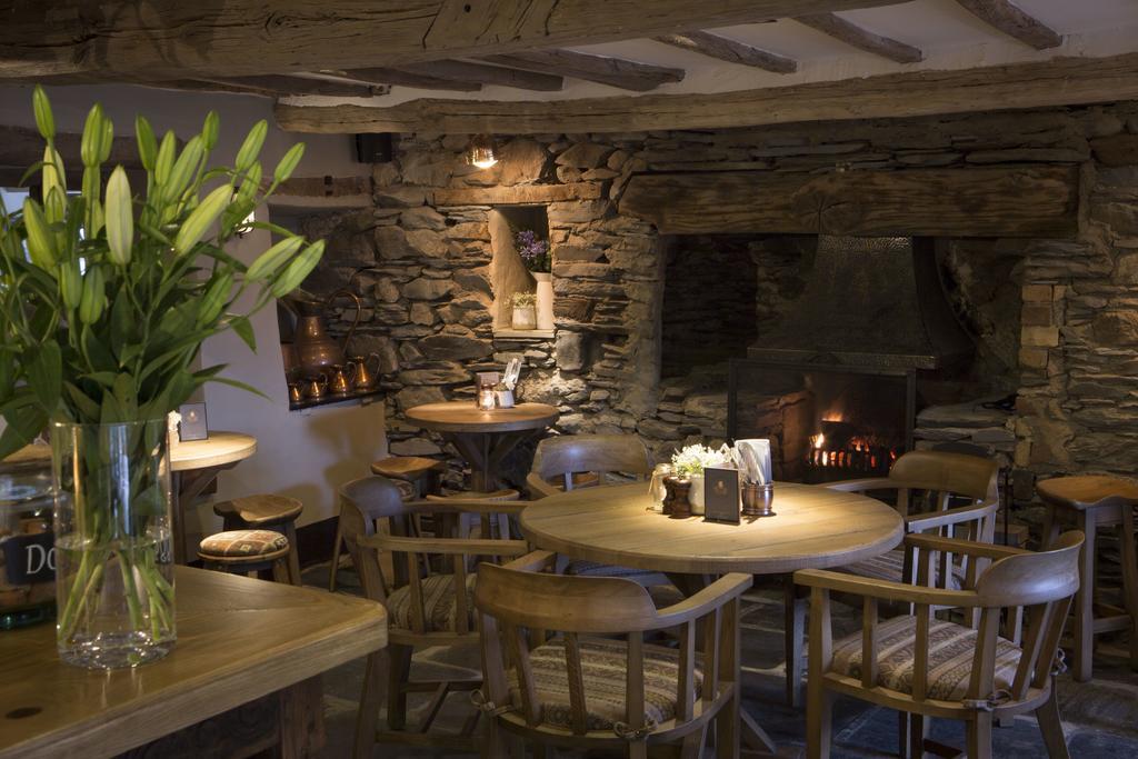 The Queen'S Head Hotel Troutbeck  Exterior photo
